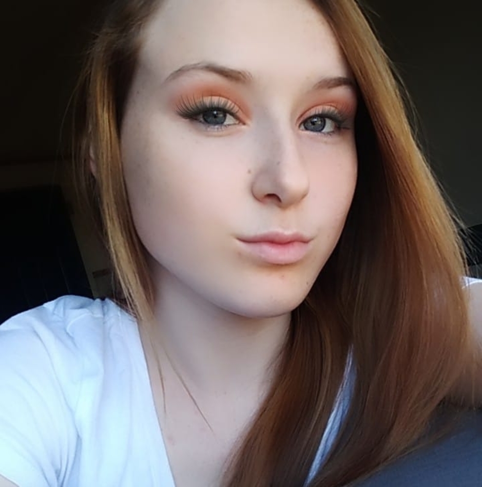 Meet your Posher, Alexis